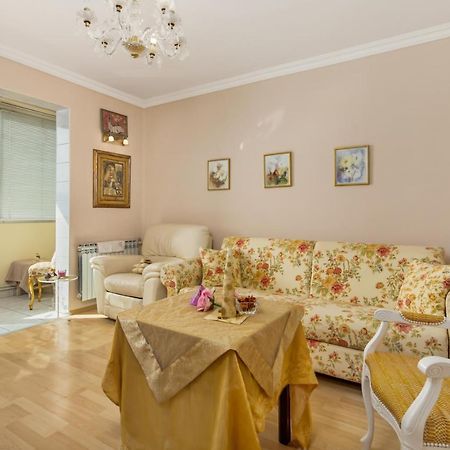 Apartment Beverly Rijeka Dış mekan fotoğraf